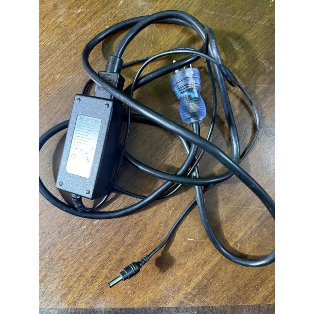 Orthofix Battery Charger P270215-0001 OS Black Excellent 12.6V AP7477 Power Cord